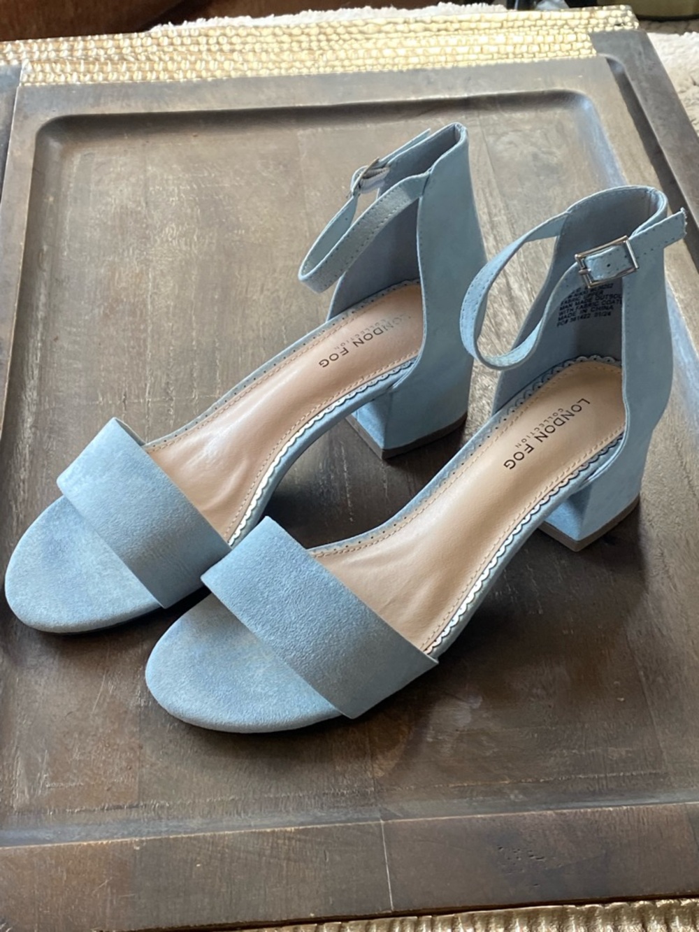 London Fog Light Blue Faux Suede NIKKI Block Heel Sandals - Picture 2 of 8